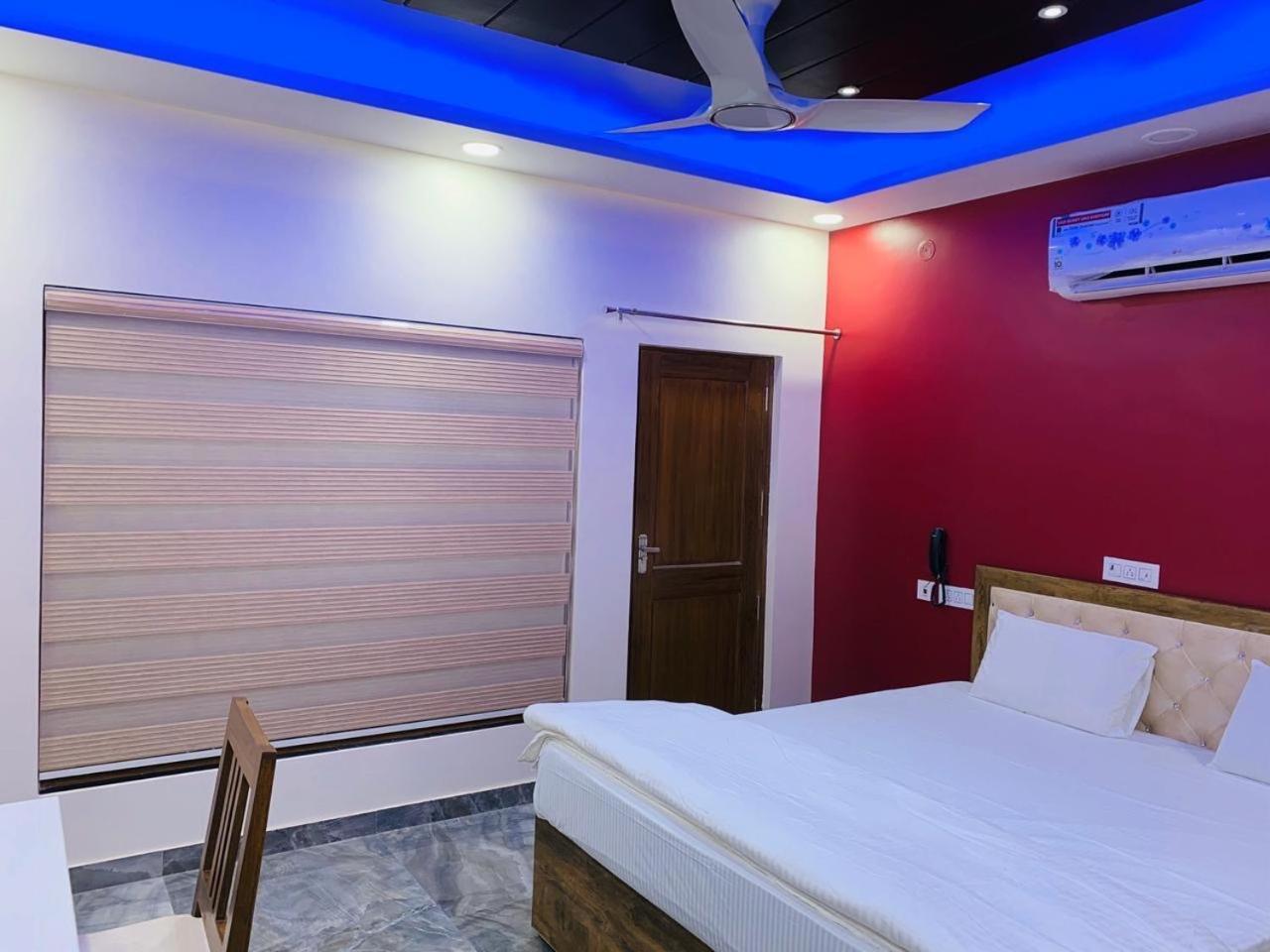 The Swiss Residency Hotel เกรทเตอร์นอยดา ภายนอก รูปภาพ